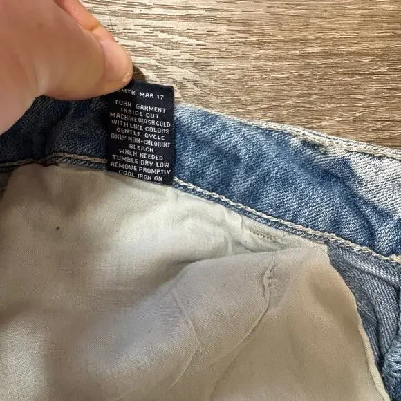 Hippie Laundry Mid Rise Embroidered Denim Shorts Size 30 Boho Festival - Picture 8 of 9